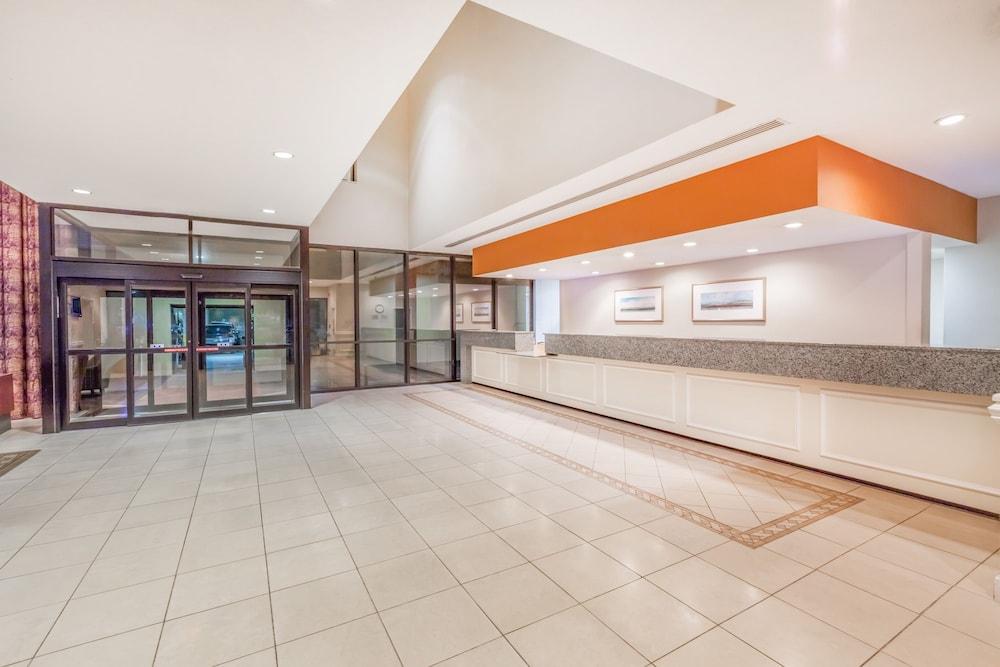 Wyndham Virginia Beach Oceanfront Buitenkant foto
